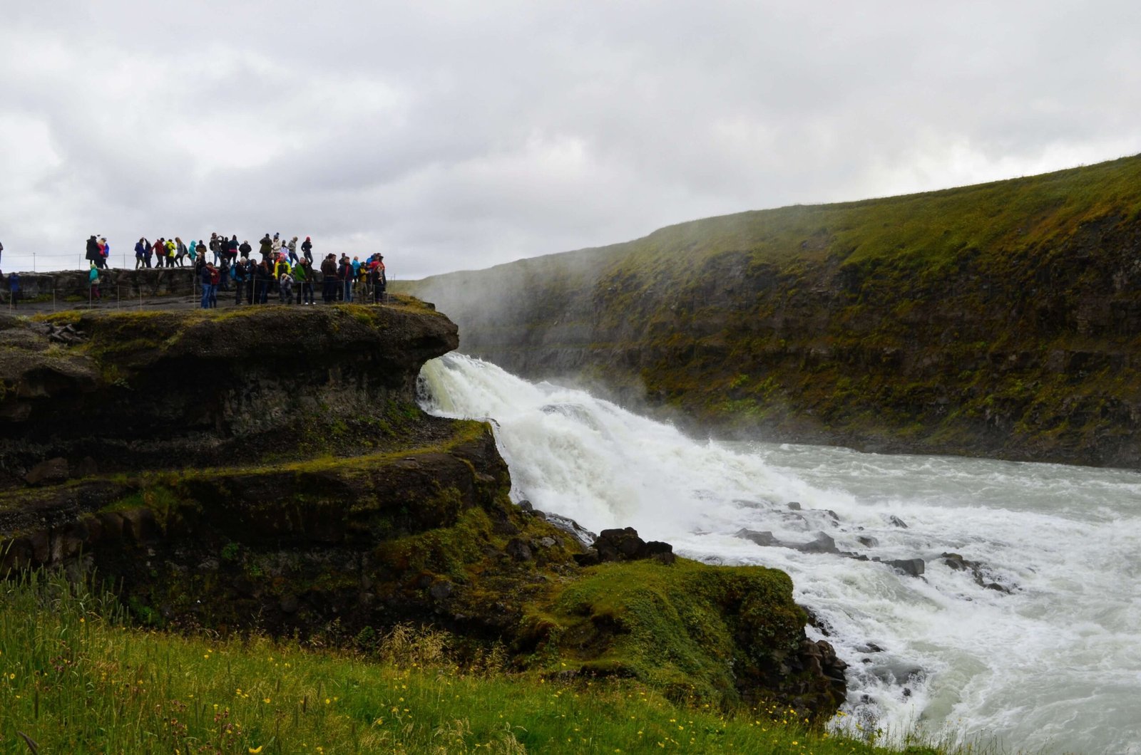 14 Breathtaking Views Of Iceland - Listing The BEST