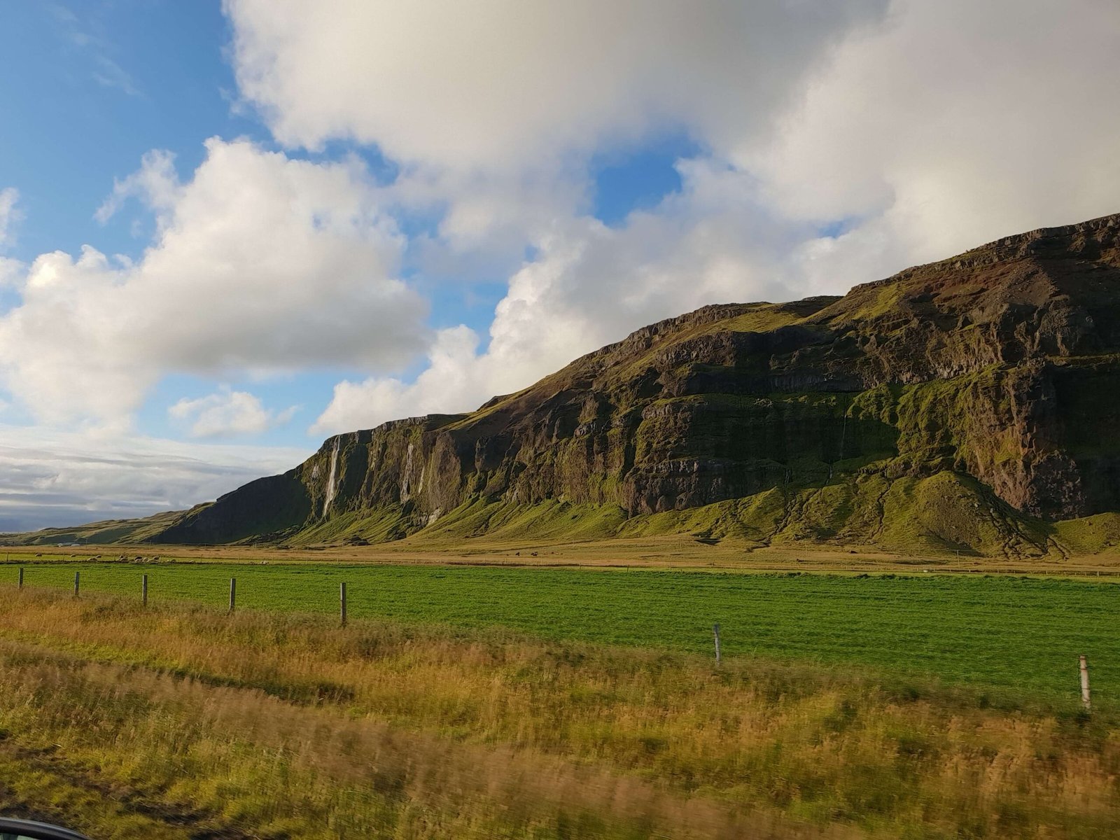 14 Breathtaking Views Of Iceland - Listing The BEST